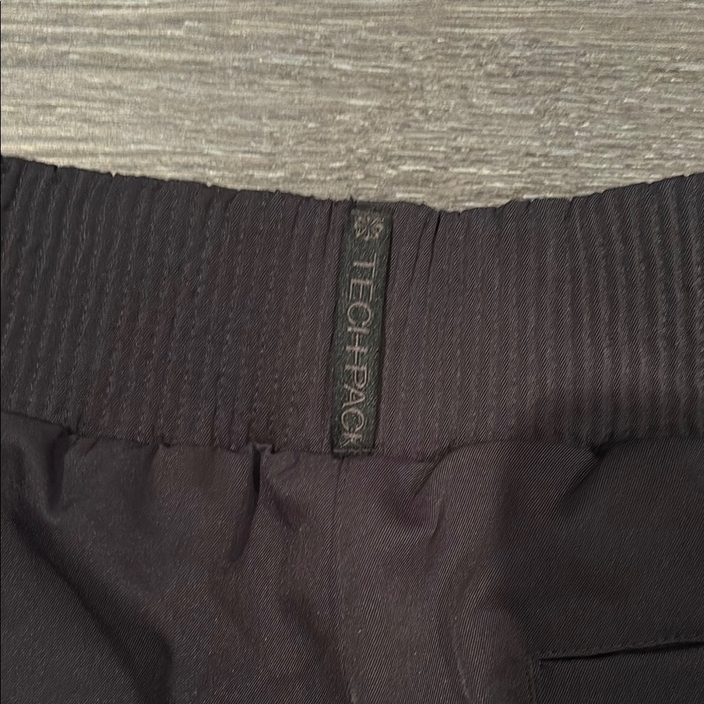 Nike tech fit Black Jogger Pants - Picture 5 of 5